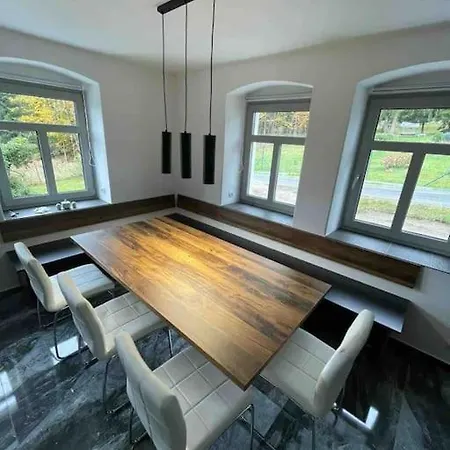 Villa 100klasa *