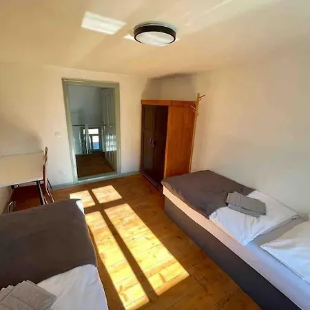 Villa 100klasa Nejdek